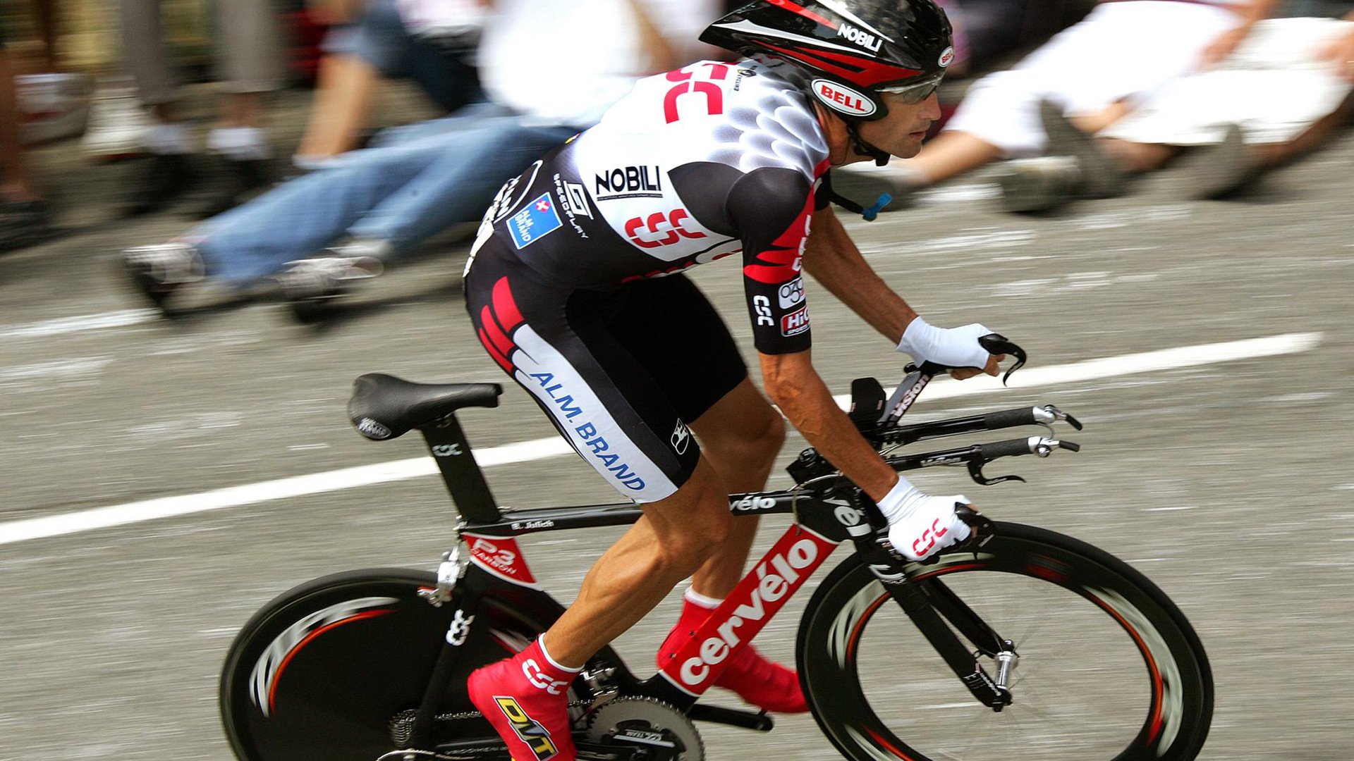 赛季必看:十大激烈焦点对决回顾,联赛焦点